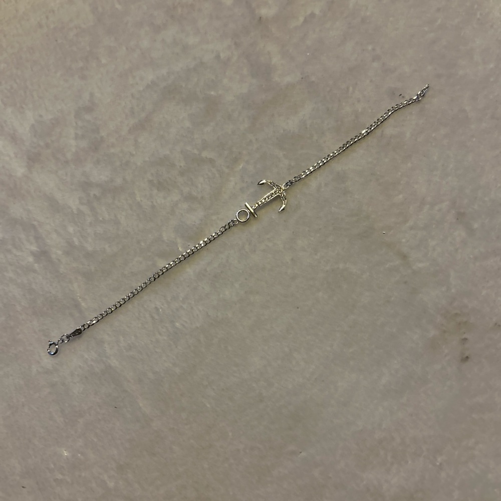 Elegant Silver Anchor Bracelet